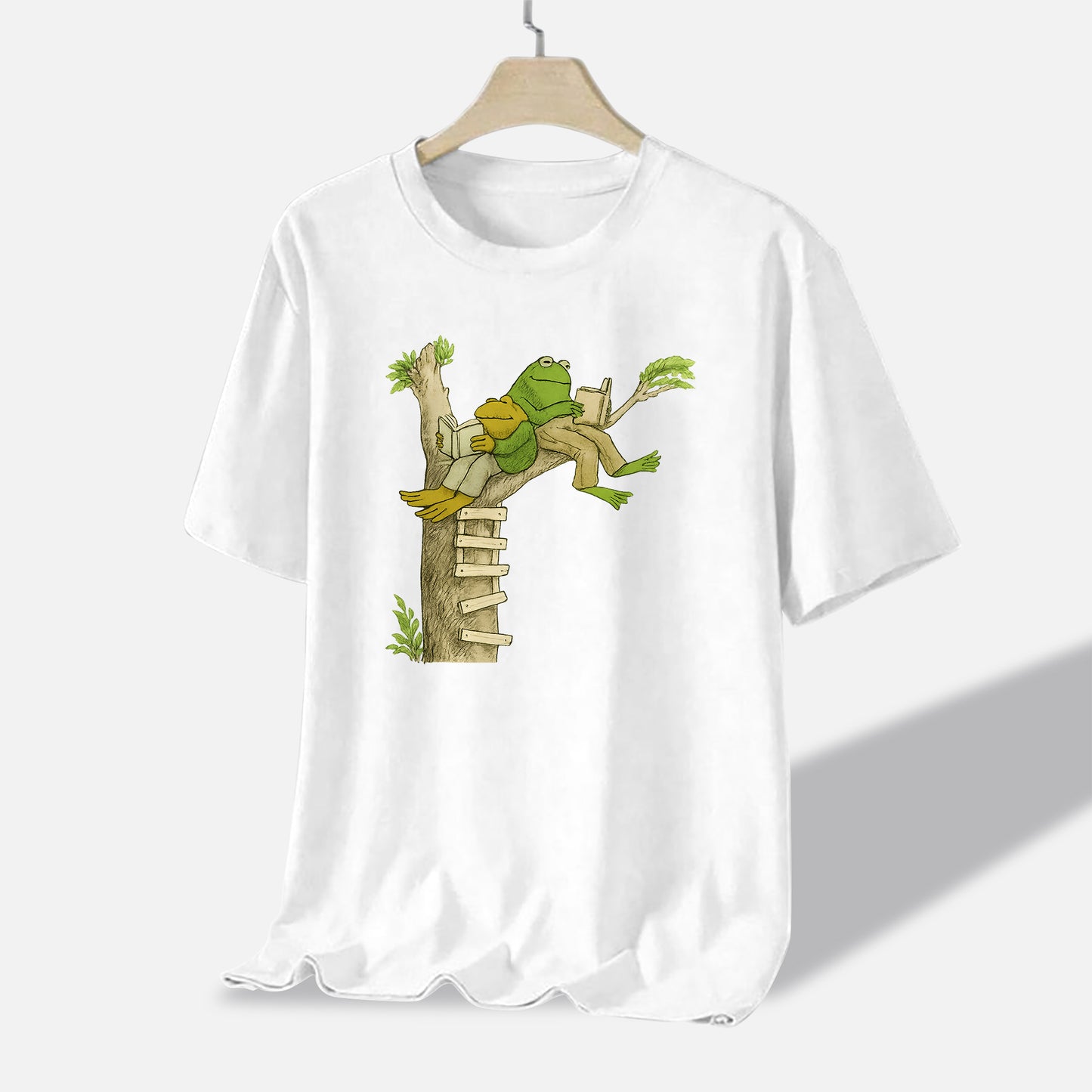 Book Lover Tee – Frog and Toad Reading Classic Shirt – White – Up To 5XL