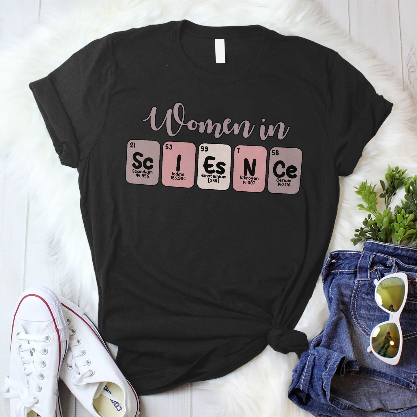 Women in Science T-Shirt - Funny Shirt For Teacher - Black - Up To 5XL