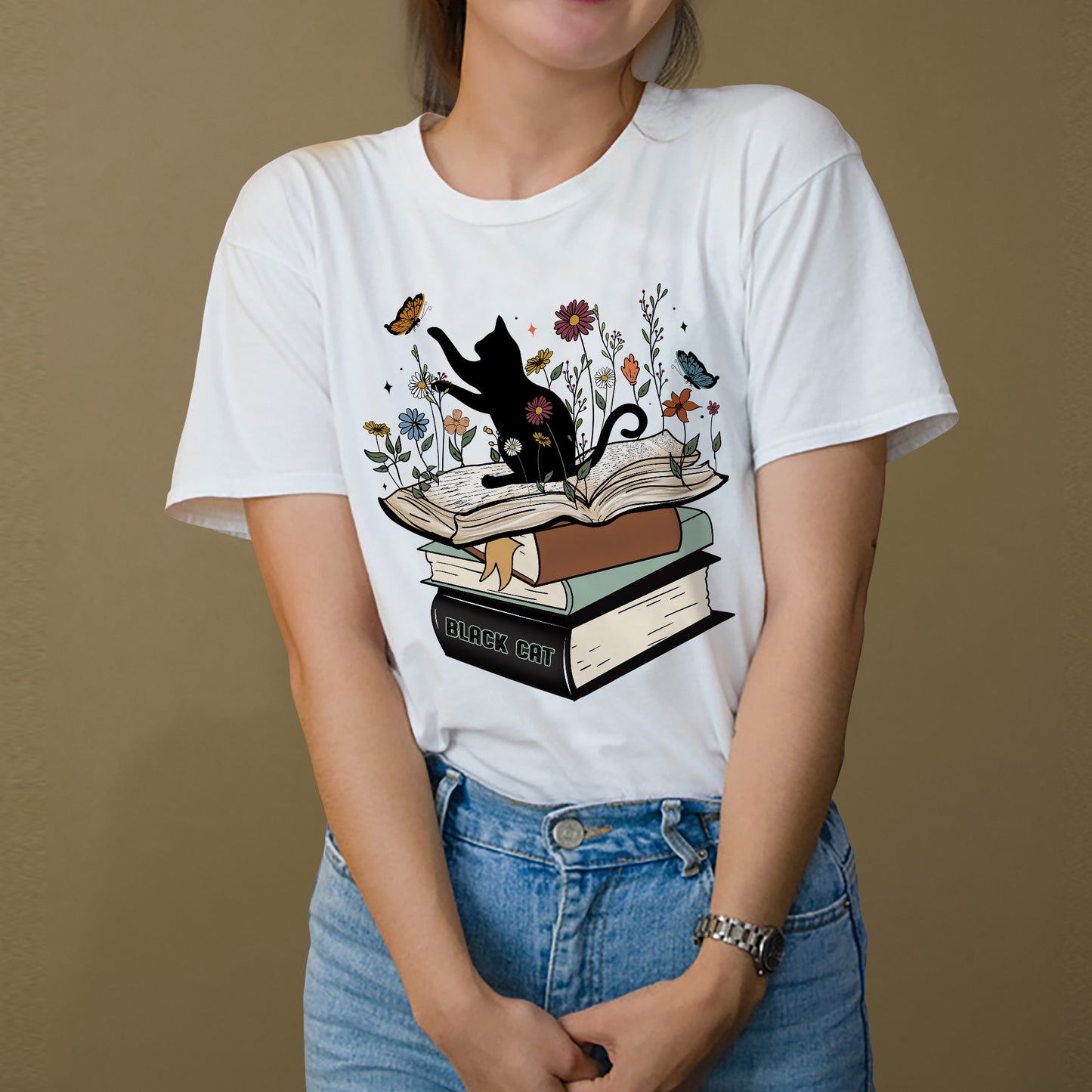 Cat Lover Gift Tee – Black Cat on Book Funny Shirt – Bookish Humor Reading T-Shirt – White – Up To 5XL