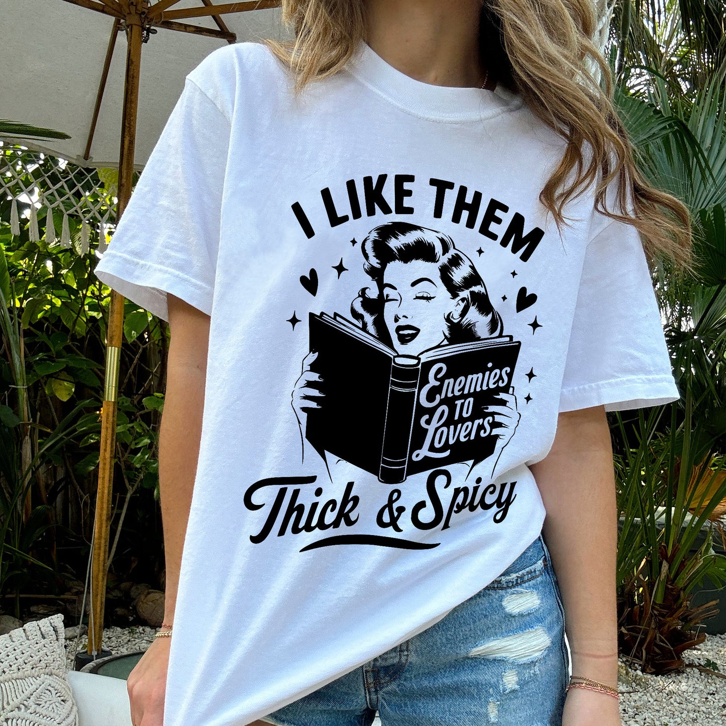 Book Lover Shirt – I Like Them Thick and Spicy Tee – Funny Reading Girl Tee – White – Up To 5XL