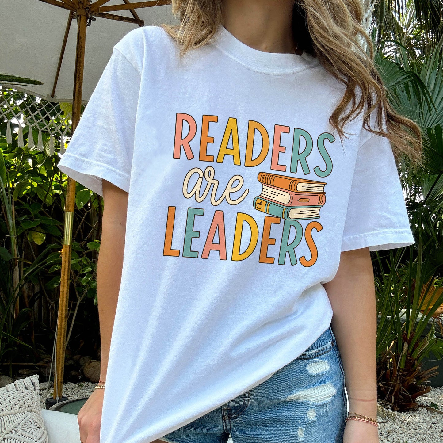 Motivational Book Lover Tee - Readers Are Leaders Shirt – Teacher Reader Gift – White – Up To 5XL