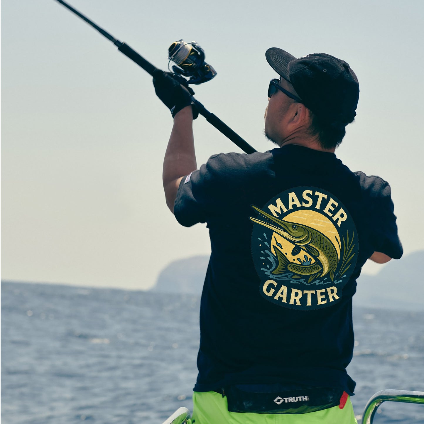 Master Garter Shirt – Alligator Gar Fishing Tee - Black – Up To 5XL