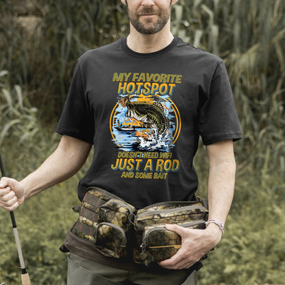 Fishing Humor Shirt – Favorite Hotspot No WiFi Rod and Bait Tee – Funny Fisherman Gift – Black – Up To 5XL